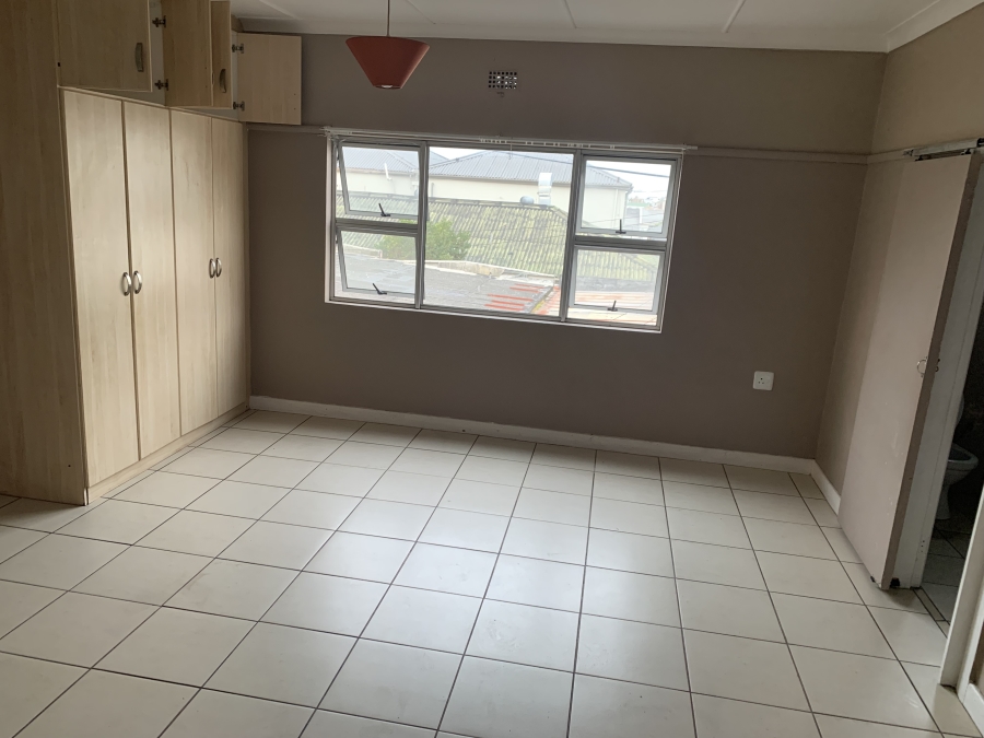 To Let 1 Bedroom Property for Rent in Mossel Bay Central Western Cape